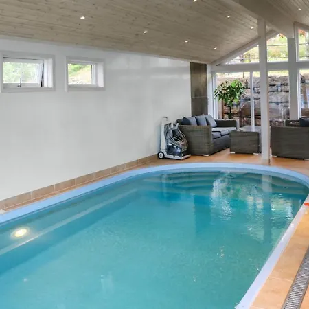4 Bedroom Awesome In Farsund Holiday home *