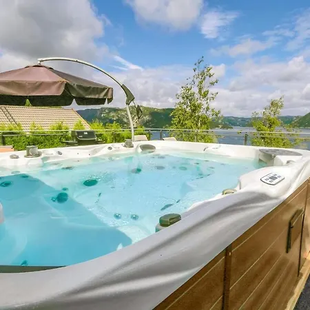 4 Bedroom Awesome In Farsund Herad