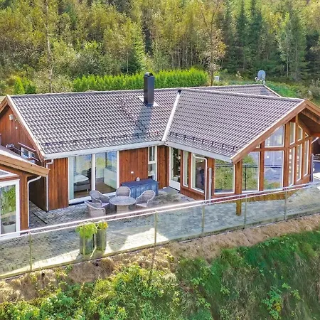 Holiday home 4 Bedroom Awesome In Farsund
