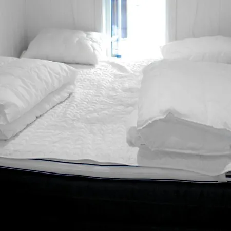 Holiday home 4 Bedroom Awesome In Farsund